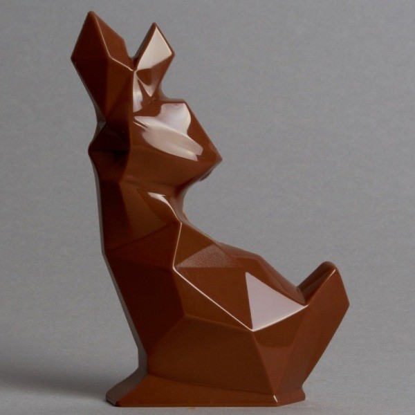 Moulage Lapin Origami de Pâques en Chocolat au Lait de Stéphane Pasco, artisan Chocolatier à Nantes
