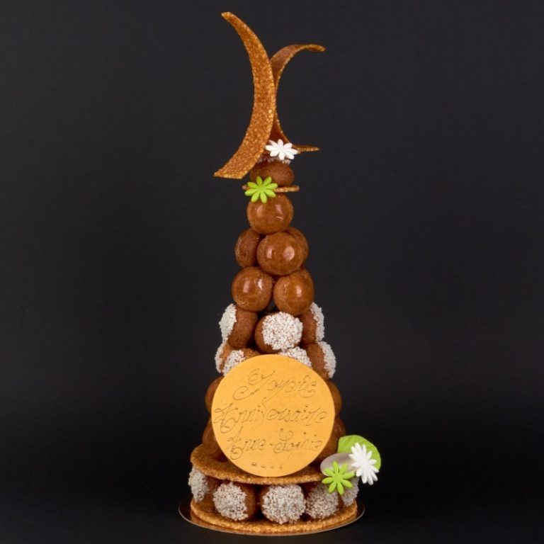 Piece Montee De Choux Caramelises Et De Nougatine Stephane Pasco Piece Montee De Choux Caramelises Et De Nougatine Stephane Pasco