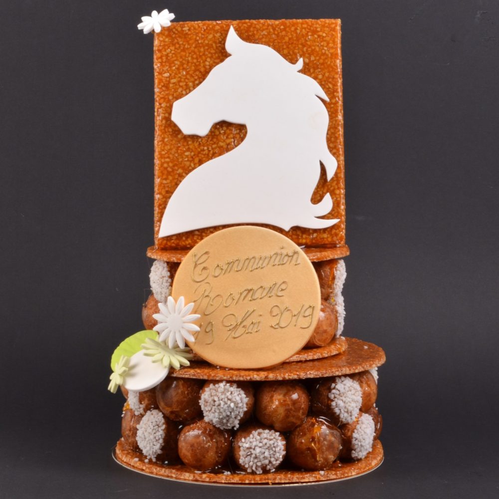 Piece Montee De Choux Caramelises Et De Nougatine Stephane Pasco Piece Montee De Choux Caramelises Et De Nougatine Stephane Pasco