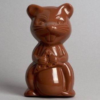 Moulage Souris de Pâques en Chocolat au Lait de Stéphane Pasco, artisan Chocolatier à Nantes
