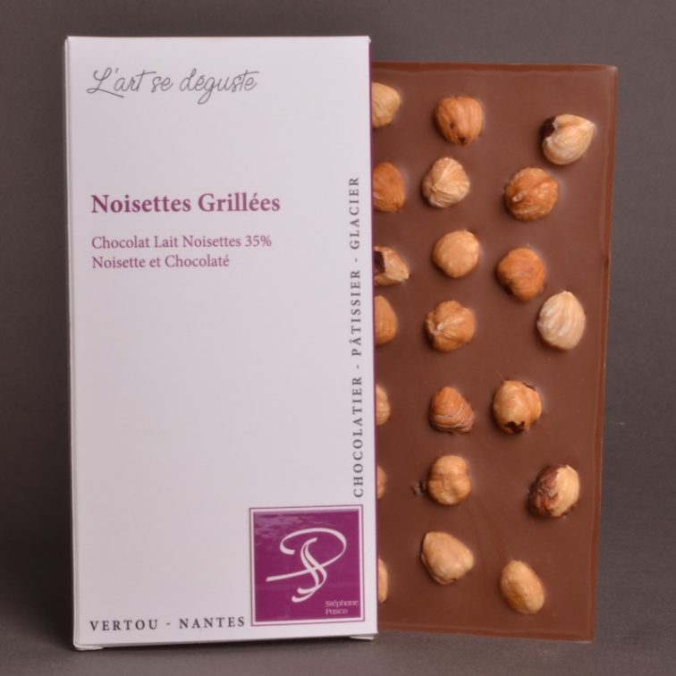 Tablette Noisettes Grillées Chocolat Lait Noisettes 35% de Stéphane Pasco, aux notes de Noisettes et Chocolatées