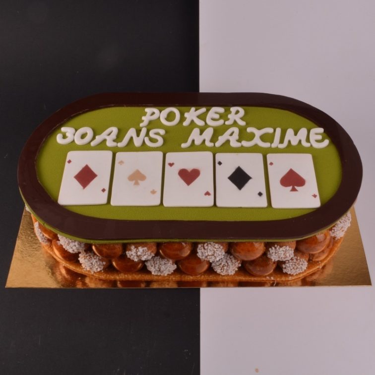Pièce Montée de choux en forme de Table de Poker de Stéphane Pasco
