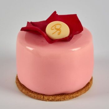 Patisserie Eternel aux saveurs de Vanille, Litchi, Rose et Framboise de Stéphane Pasco, artisan Pâtissier à Nantes et Vertou