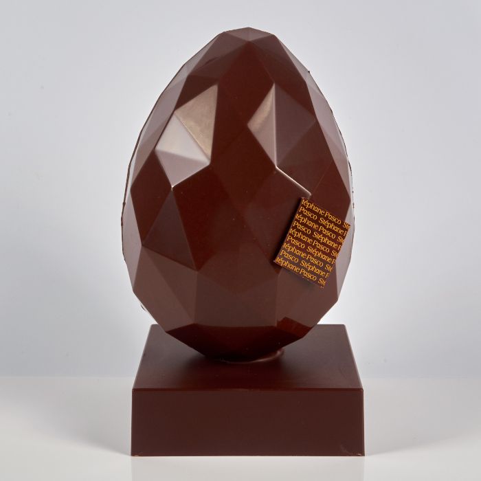 Oeuf Origami en Chocolat Noir de Stéphane Pasco, artisan Chocolatier à Nantes et Vertou