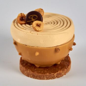 Pâtisserie Casse Noisette, un ballet de saveurs, entre Noisette et Yuzu, de Stéphane Pasco, artisan Pâtissier à Nantes
