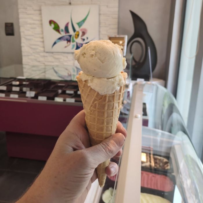 Nos glaces artisanales en cornet et en pot font leur retour pour l’été !