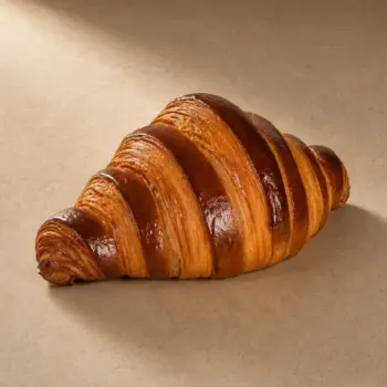 Croissant au Beurre, réalisé de façon artisanale, la douceur du weekend de Stéphane Pasco, artisan Pâtissier à Nantes et Vertou