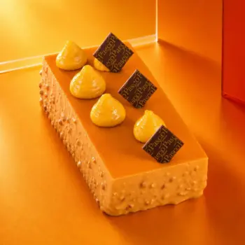 Entremet Glacé Coco Hana, sans gluten, aux saveurs de Passion, Mangue, Ananas et Noix de Coco, de Stéphane Pasco, artisan glacier à Nantes et Vertou