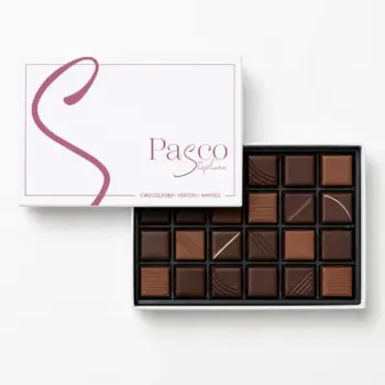 Coffret Empreinte de 24 Bonbons de Chocolat en assortiment Noir et Lait, de Stéphane Pasco, Pâtissier Chocolatier à Nantes et Vertou