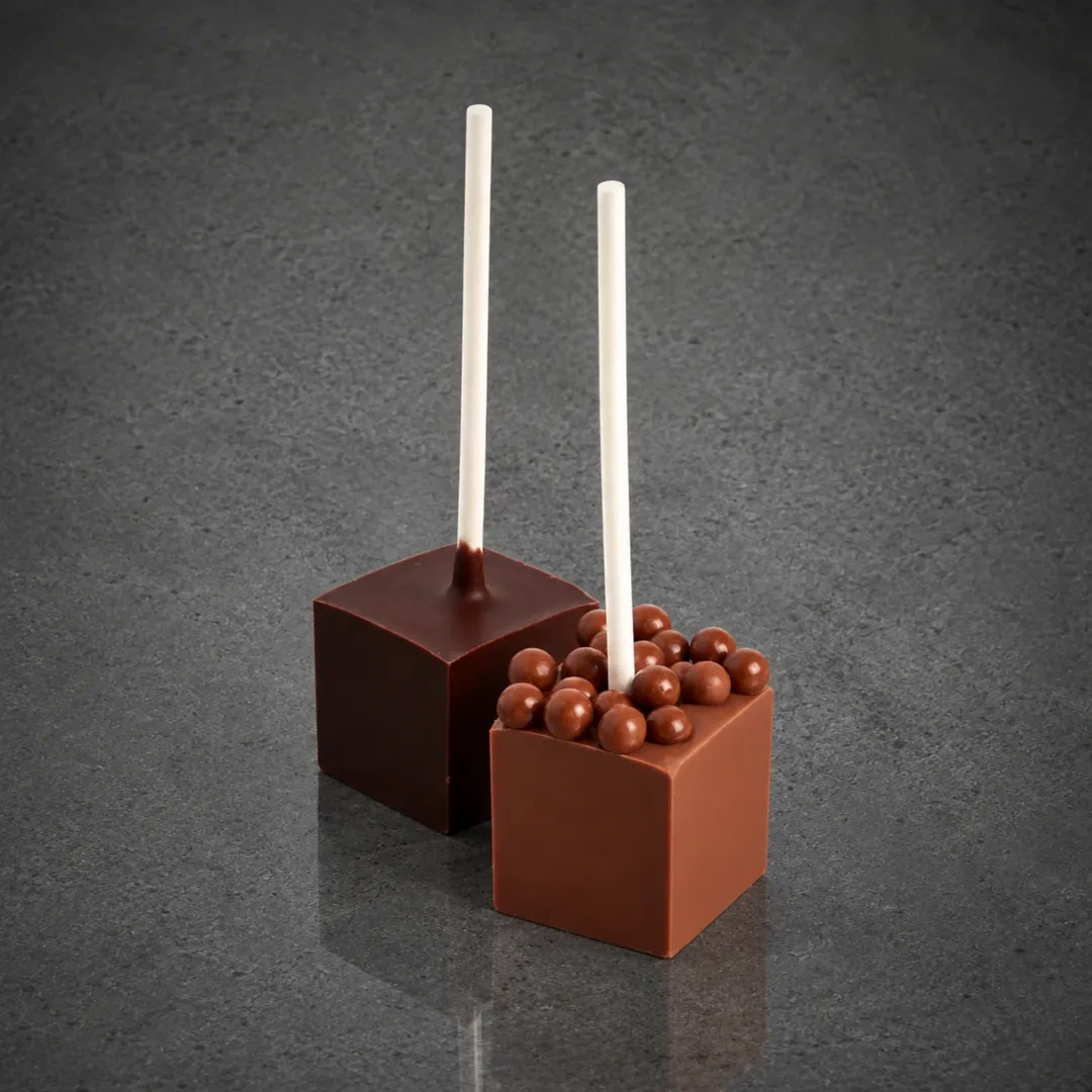 Sucette à Chocolat Chaud, en Chocolat Noir ou Lait, de Stéphane Pasco, Chocolatier à Nantes et à Vertou, toute en gourmandise