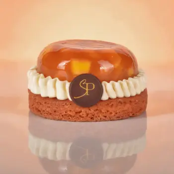 Tarte Tatin pomme, vanille et Sichuan, avec pommes caramélisées et crème pochée, de Stéphane Pasco, à Nantes et Vertou